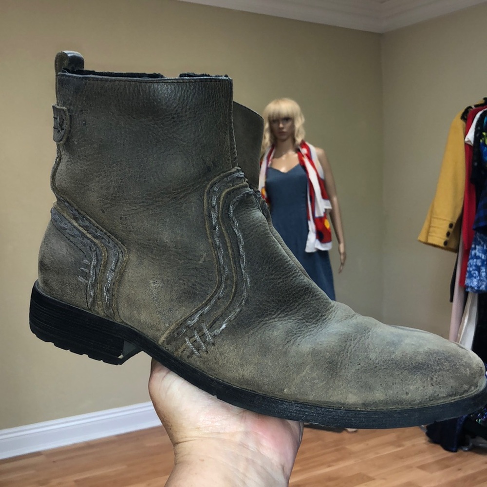 Men’s Bed Stu Revolution leather Boots Distressed Leather size 8